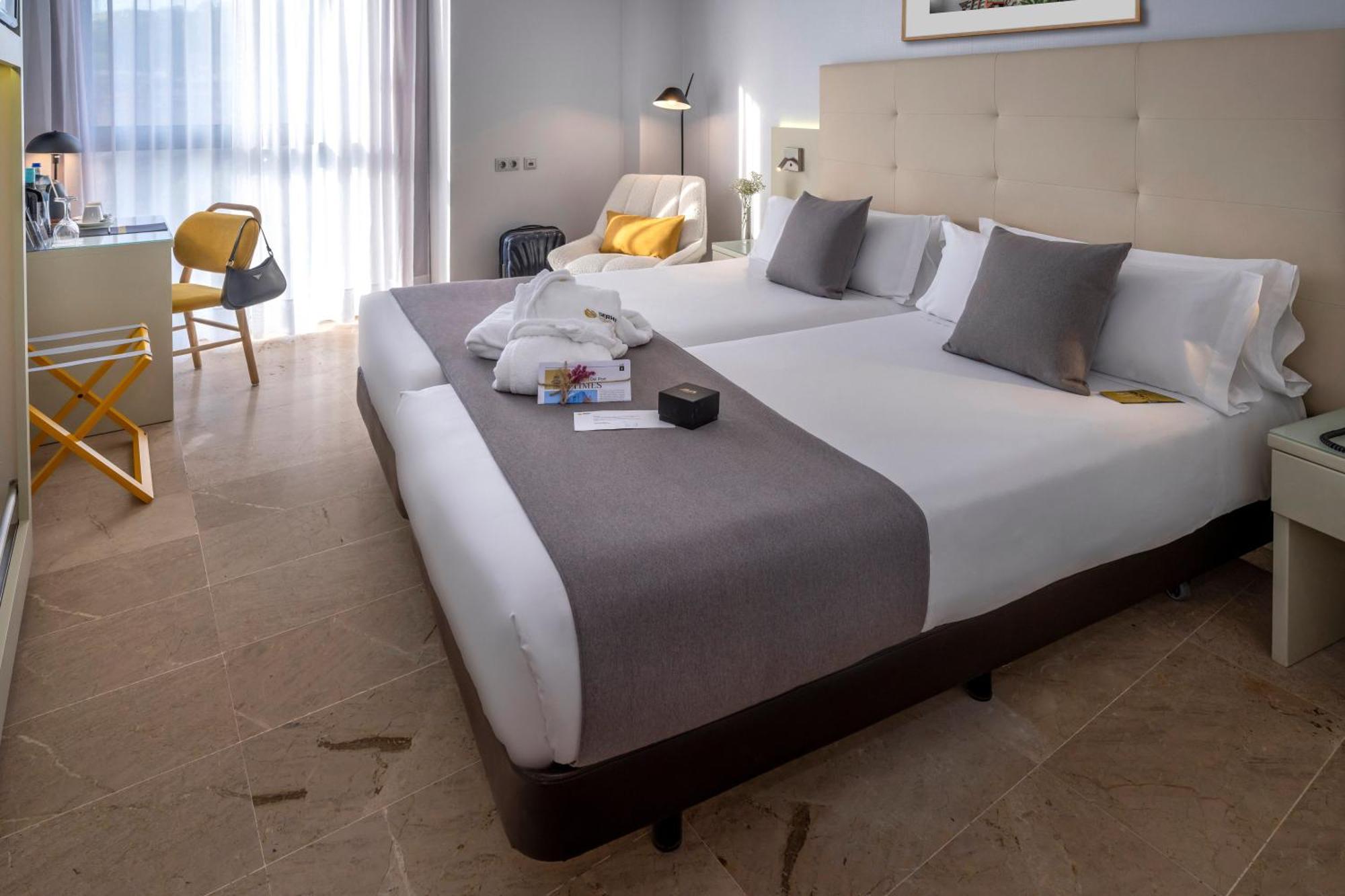 Serhs Del Port Hotell